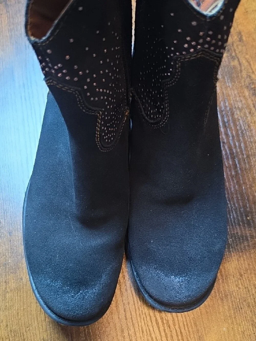 BOC | Black Gold Studded Leather Moto Western Ankle Boots‎ Plaid Lined | 7.5